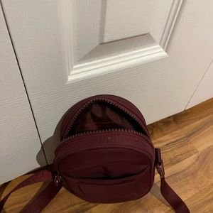 Lululemon Team Canada Side Bag!